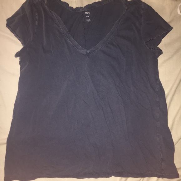 URBAN OUTFITTERS TEE - Picture 1 of 2